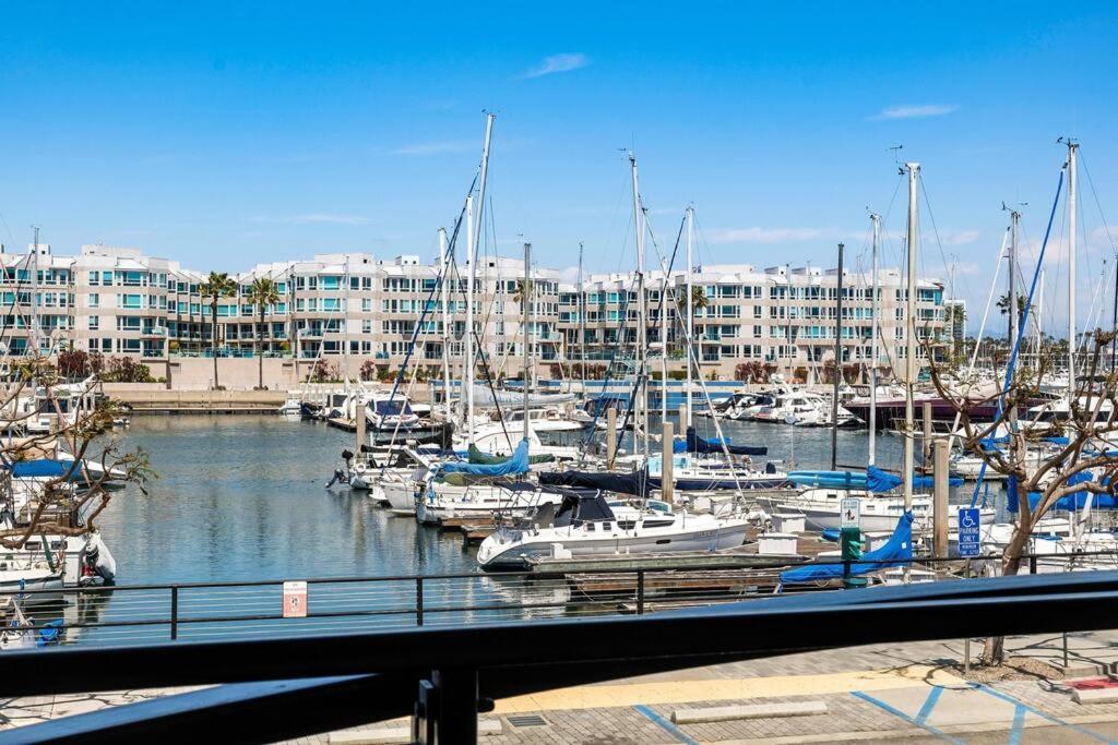 Apartmán Stunning Marina Boat Views Peaceful Pool Los Angeles Exteriér fotografie